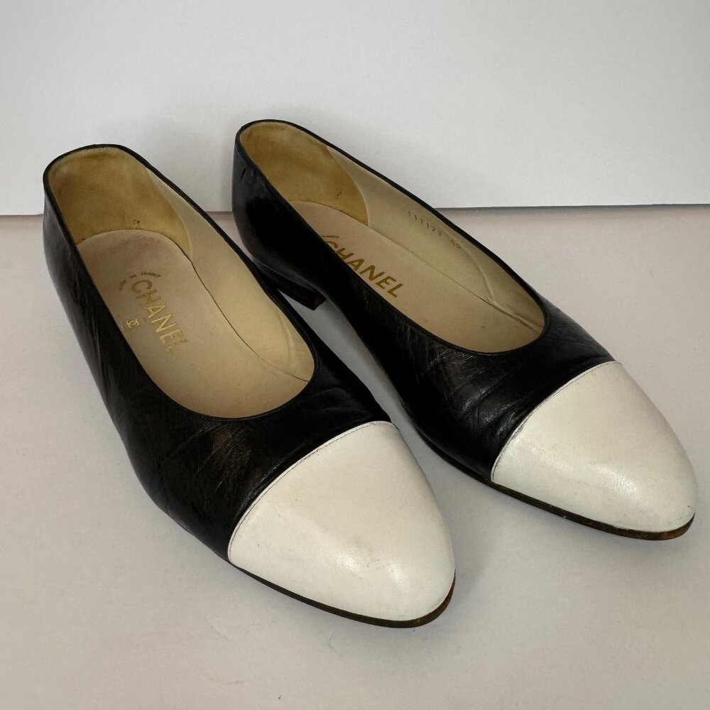 Chanel Mary Janes Ballet Flat - Picture 3 of 16